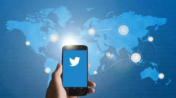 Ілон Маск пообіцяв видалити 1,5 мільярда облікових записів Twitter