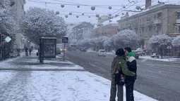 Весна у Луцьку: квітень порадував «лютою» погодою (фото)