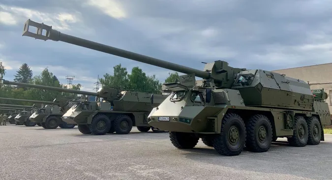 Україна та Словаччина домовляються про купівлю 16 гаубиць «Зузана-2»