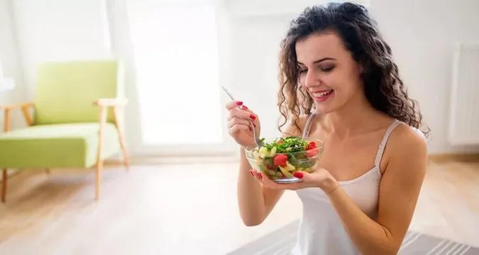 10 корисних продуктів, які варто їсти жінкам в будь-якому віці