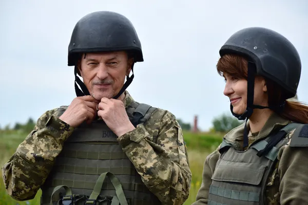Як губернатор Волині «відстрілявся» перед журналістами з «калаша» (фото, відео)
