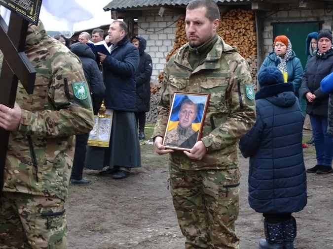 На Волині попрощалися із воїном Олександром Дубіком (фото)