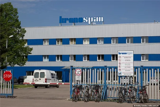 У Нововолинську скаржаться на шкідливі викиди в повітря заводом «Кроноспан»