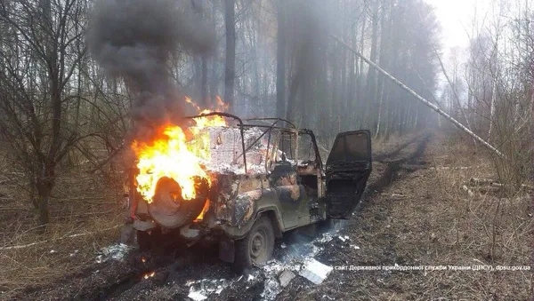 Контрабандисти з Волині, втікаючи, спалили авто і 20 ящиків цигарок