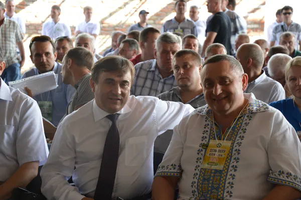 Оркестр, Богдан Бенюк, польовий куліш : як на Волині святкували «День поля 2016»