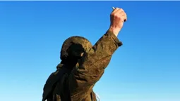 В Росії військовий підірвав гранату на складі боєприпасів, є загиблі (відео)
