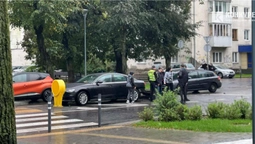 У центрі Луцька – ДТП: на дорозі утворився затор (фото)