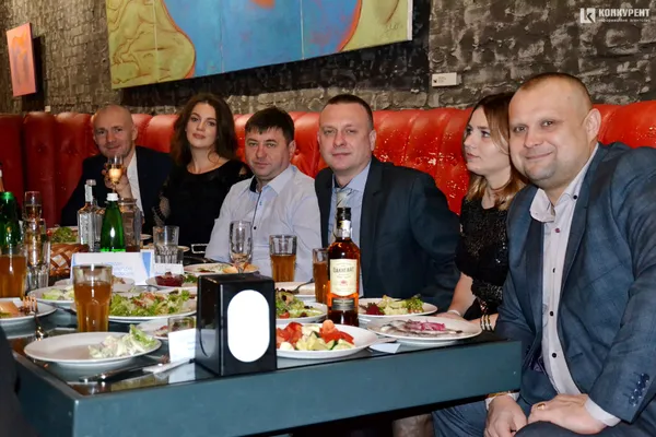 Яскраво та гучно: як викладачі ЛНТУ святкували корпоратив (фото)