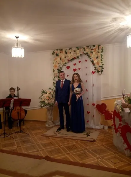 Розповіли, скільки пар одружились у Луцьку в День святого Валентина (фото)