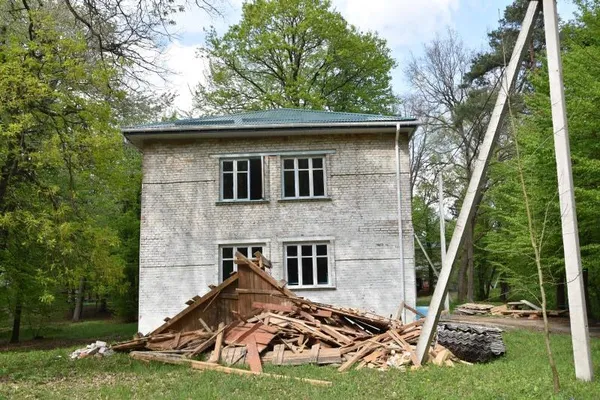 Дитячий табір біля Луцька готують до відкриття сезону (фото)