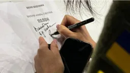 У Луцьку презентували книгу захисниці Маріуполя, яка майже рік провела у полоні (фото)