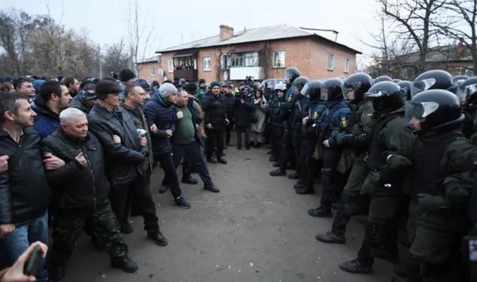Нові Санжари: ООН засудила напад на евакуйованих