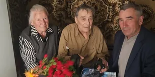 93 роки життя, 53 – поруч із дружиною: на Волині привітали довгожителя