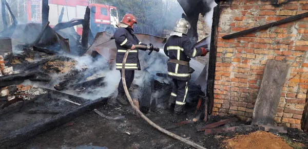 На Волині за добу ліквідували 13 пожеж сухої трави (фото)