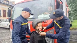 У Луцькому замку сапери ДСНС познайомили дітей зі смертоносними предметами (фото)
