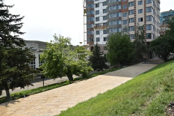 У Луцьку ремонтують центр міста (фото)