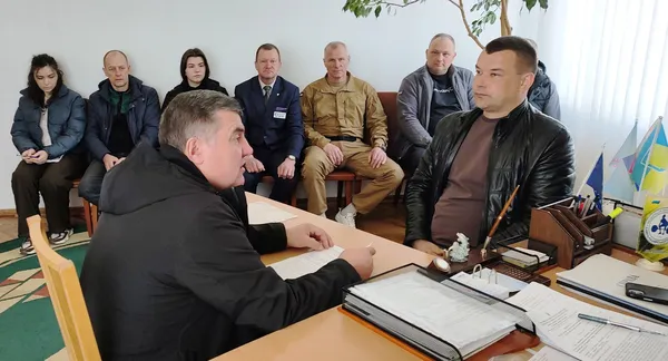 Сказ у кота і карантин на 3 км: що відбувається у селі на Волині