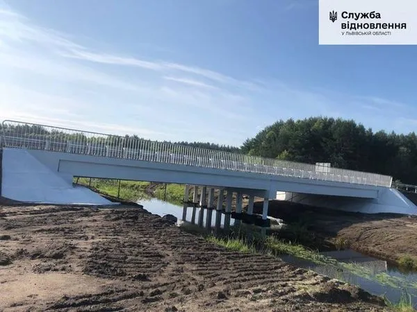 Вперше за майже 50 років: відремонтували міст, що з'єднує Волинь і Львівщину (фото)