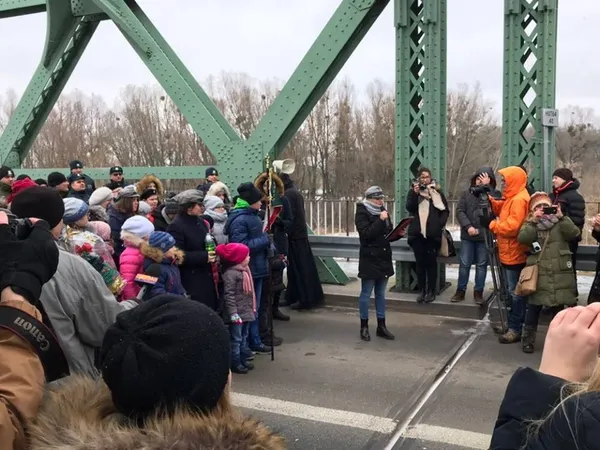 На Волинь прибув Вифлеємський вогонь миру (фото)