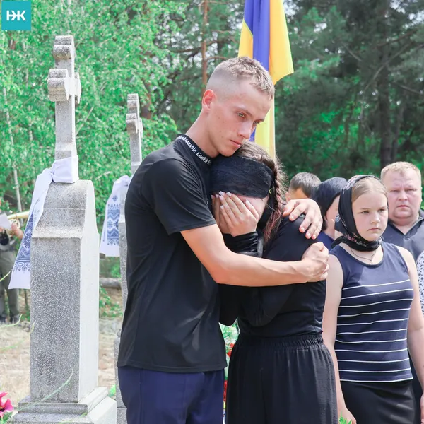 Вважався зниклим понад рік: на Волині попрощалися з воїном Василем Душенком (фото)