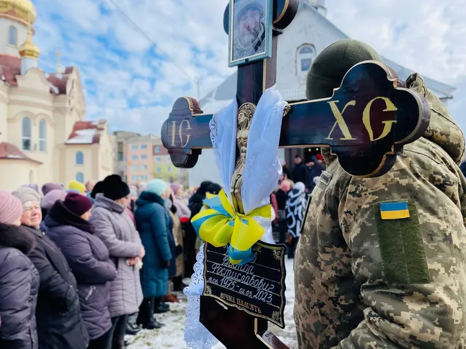 На Волині провели в останню путь Героя Віктора Козакова (фото, відео)