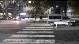 У Луцьку на «зебрі» авто збило чоловіка – він у лікарні (фото)