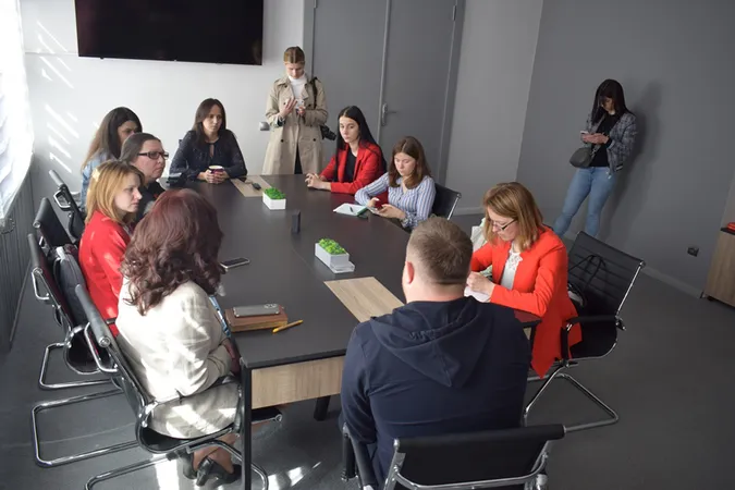 Нововолинськ поділився своїм досвідом у роботі з переселенцями (фото)