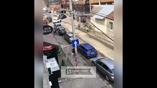 У Луцьку підтопило вулицю Івана Франка (відео)
