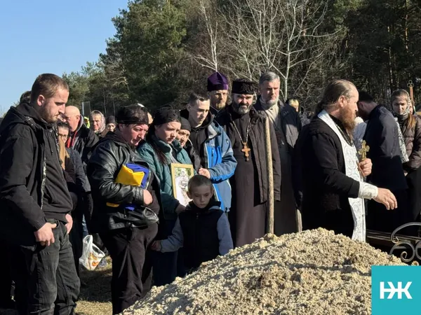 Назавжди 40: на Волині попрощалися із полеглим воїном Євгеном Шмигельським (фото)