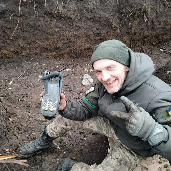 Тероборонівець луцького батальйону з автомата підстрелив дрон «вагнерівців» (відео)