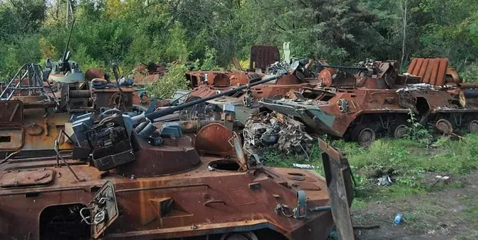 Довелося робити відстійники: ЗСУ набили купу ворожої техніки під Ізюмом (фото)