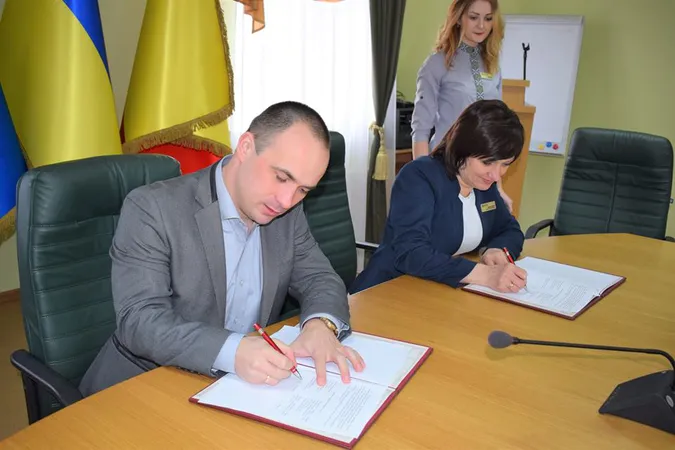 Луцький ЦНАП видаватиме дозволи на працевлаштування іноземців