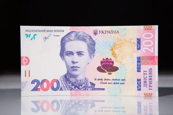 Показали, як із лютого виглядатиме нова купюра із Луцьким замком (фото)