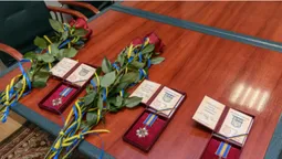 У Луцьку рідним загиблих захисників вручили їхні посмертні нагороди (фото)