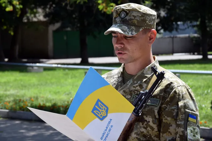 У Луцьку волинські прикордонники склали військову присягу (фото)