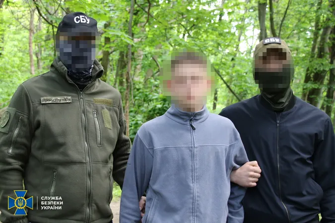 СБУ запобігла ще одному теракту у Києві: для здійснення вибуху був завербований підліток (фото)