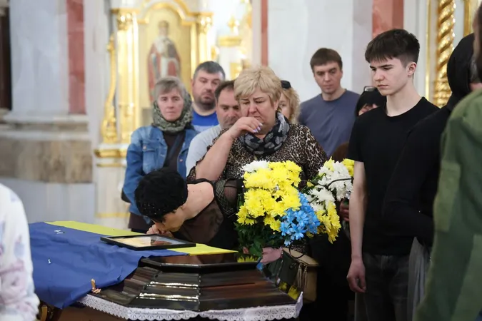 💔У Луцьку провели в останню дорогу Андрія Ющика, який загинув на Донеччині