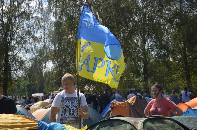На «Бандерштаті» покажуть фільм про волонтерів