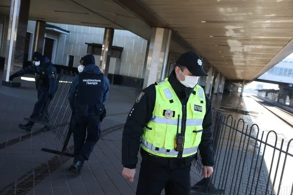 Із Польщі за сьогодні приїхали понад дві тисячі українців, – МЗС (фото)