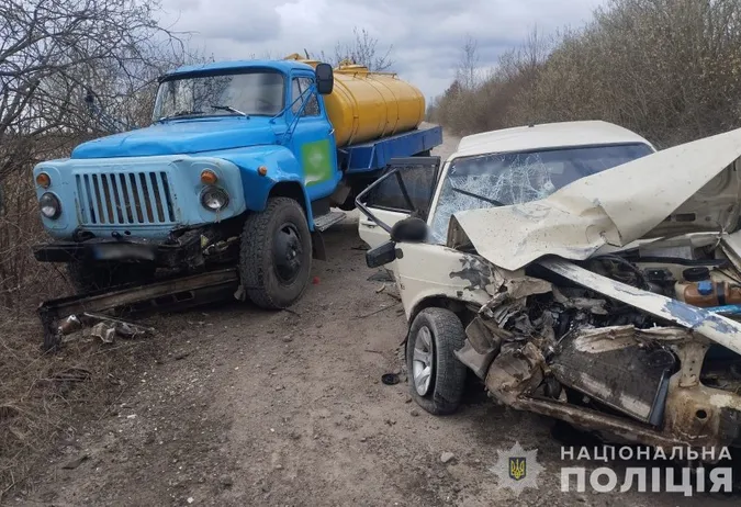 Водій був п'яним і виїхав на «зустрічку»: деталі ДТП у Луцькому районі