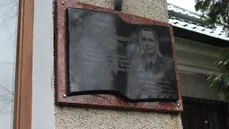На Волині встановили пам'ятну дошку капітану СБУ (фото) 