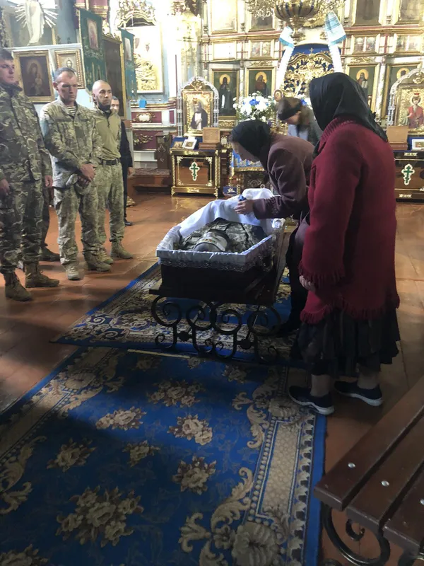 У Ратному попрощалися із Героєм Миколою Боговідом (фото)