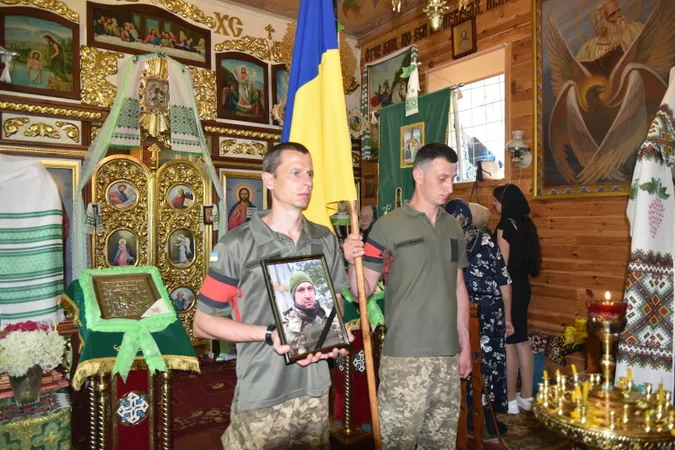 У Луцькій громаді прощалися з загиблим Героєм Павлом Вітком (фото)
