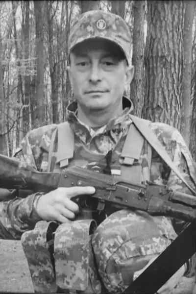 Під Луцьком попрощалися із загиблим на Донеччині Юрієм Крисюком (фото)