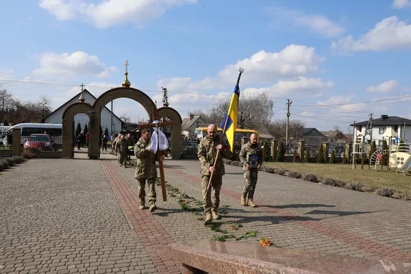 На Волині попрощалися з Героєм Сергієм Гузем (фото)