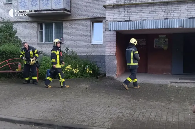 У Луцьку на Гордіюк – пожежа в багатоповерхівці (фото)