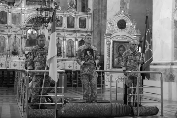 У Луцьку попрощалися із загиблим на Донеччині прикордонником Андрієм Лютим (фото)