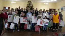 Волинські рятувальники завітали з подарунками у дитячий притулок (фото)