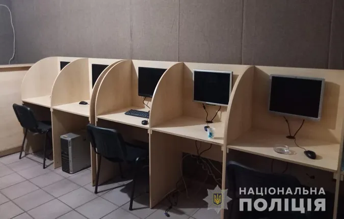 На Волині пенсіонер займався гральним бізнесом (фото)