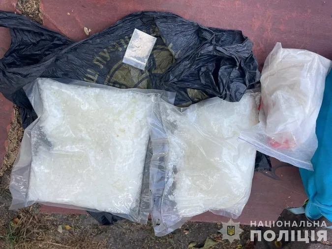 Волинські правоохоронці ліквідували «молодіжний» наркосиндикат (фото, відео)